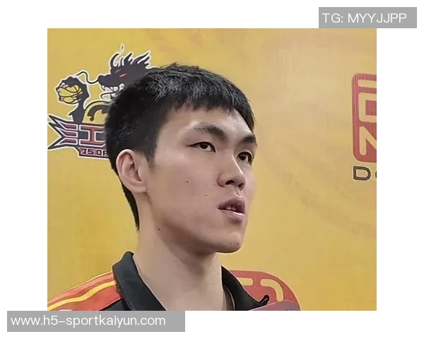 庞峥麟半场表现抢眼8投5中斩获16分三分球与罚球均表现出色